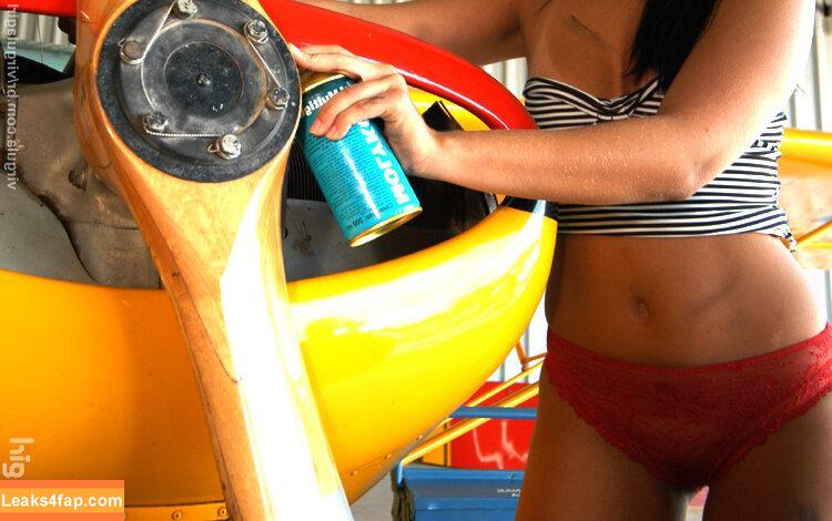 Virgula Girl /  слитое фото фото #6652