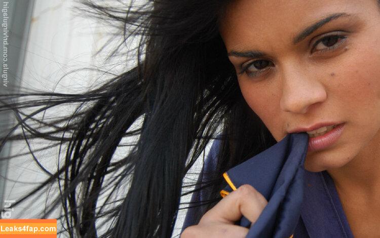 Virgula Girl /  слитое фото фото #6771