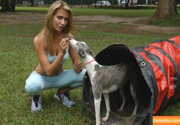 Virgula Girl /  слитое фото фото #6983