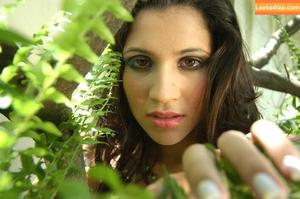 Virgula Girl фото #6133