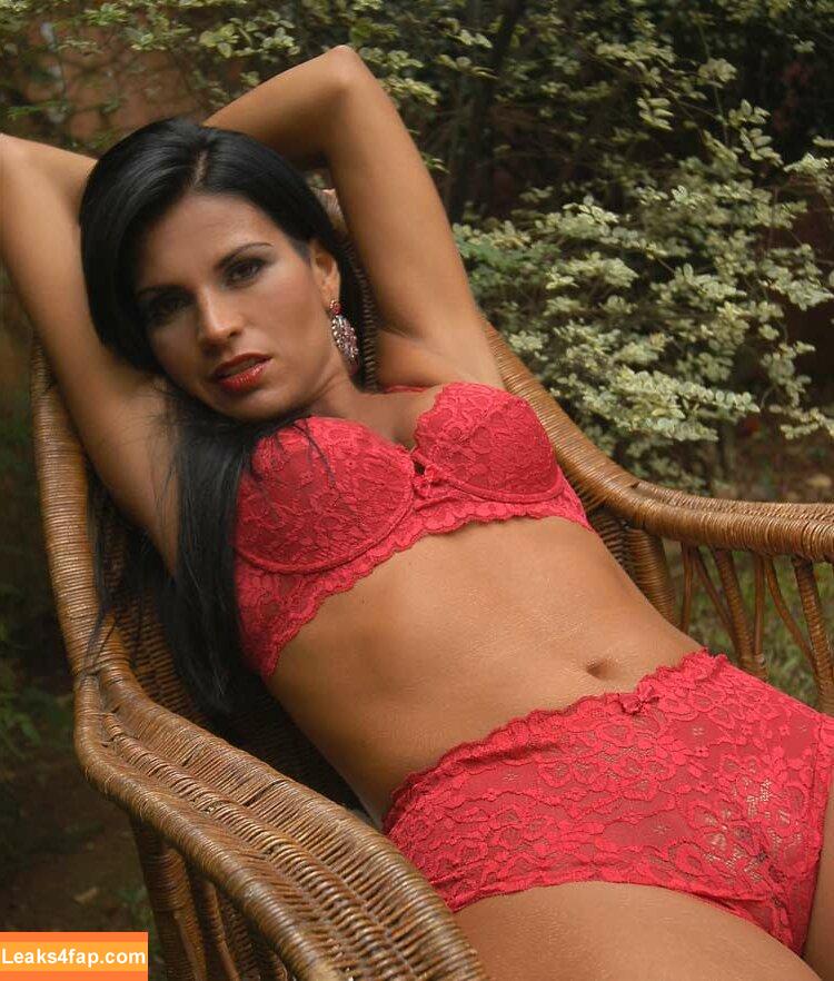 Virgula Girl /  leaked photo photo #7180