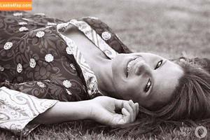 Virgula Girl фото #7083