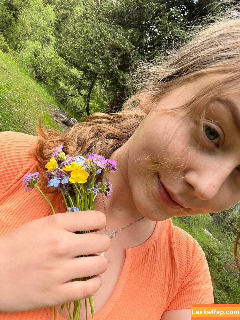 _vitaniemi01 / bloom.xvi / nayane_vitali01 / vitaniemi leaked photo photo #0036