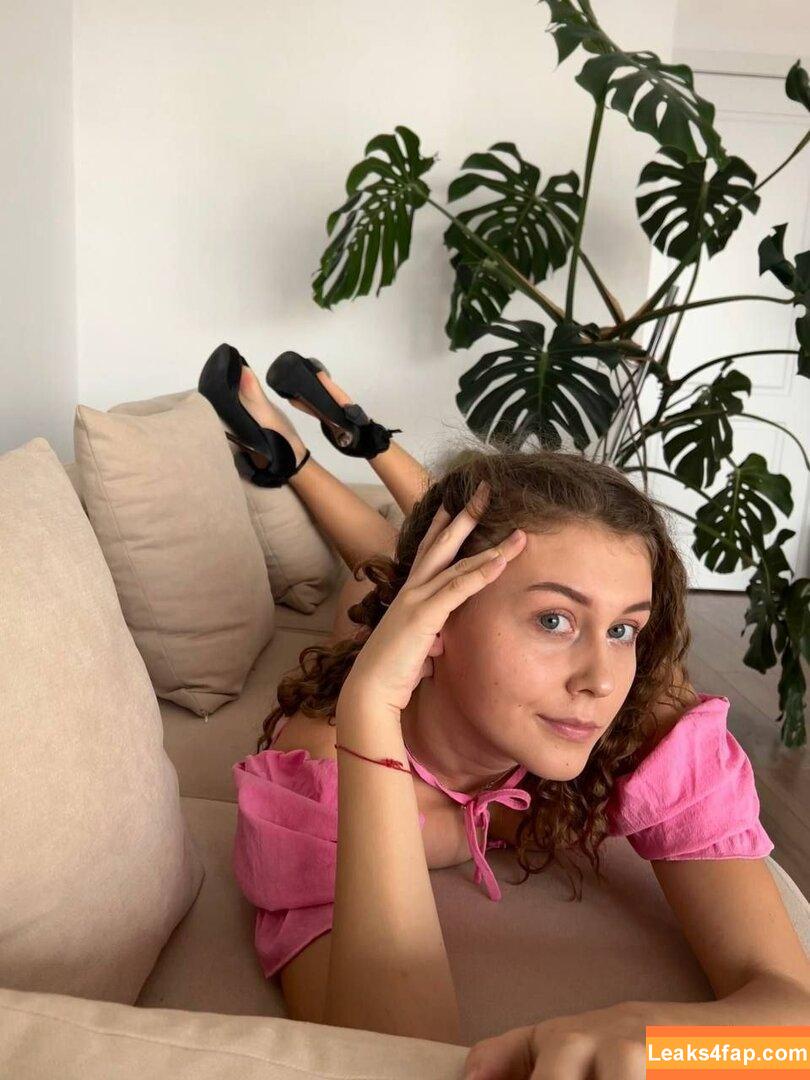 _vitaniemi01 / bloom.xvi / nayane_vitali01 / vitaniemi leaked photo photo #0096