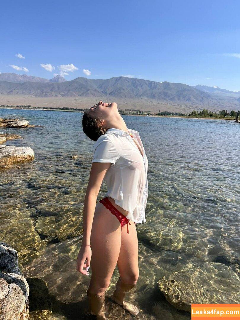 _vitaniemi01 / bloom.xvi / nayane_vitali01 / vitaniemi leaked photo photo #0103