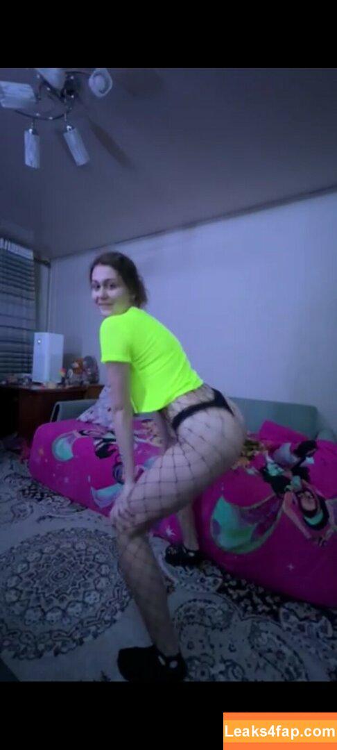 _vitaniemi01 / bloom.xvi / nayane_vitali01 / vitaniemi leaked photo photo #0136