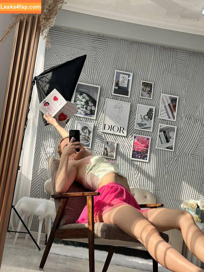 _vitaniemi01 / bloom.xvi / nayane_vitali01 / vitaniemi leaked photo photo #0152