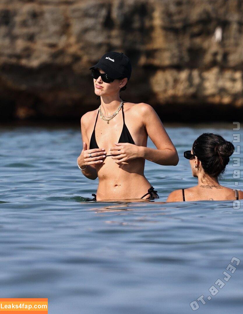 Vittoria Ceretti / vittoria leaked photo photo #0381