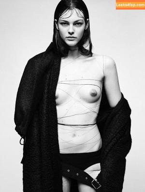 Vittoria Ceretti photo #0008