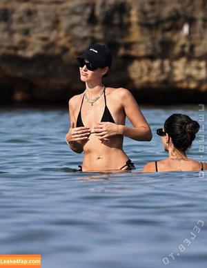 Vittoria Ceretti photo #0381