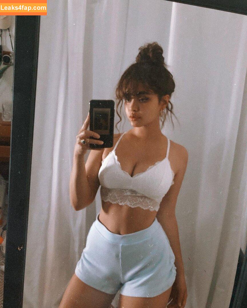 Viv.may leaked photo photo #0034