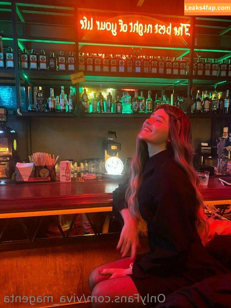viva_magenta /  leaked photo photo #0021