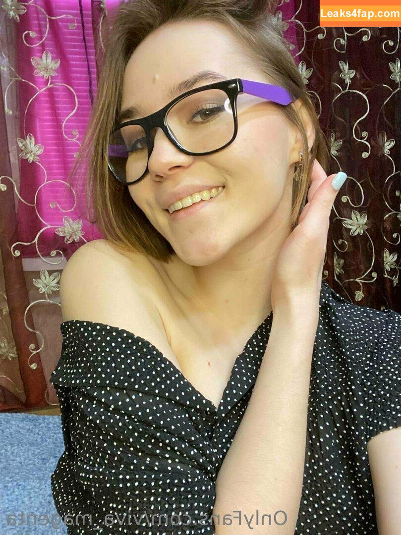 viva_magenta /  leaked photo photo #0056