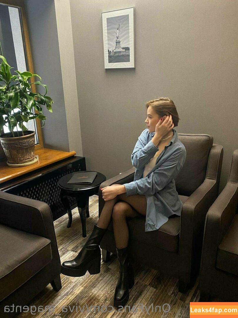 viva_magenta /  leaked photo photo #0059