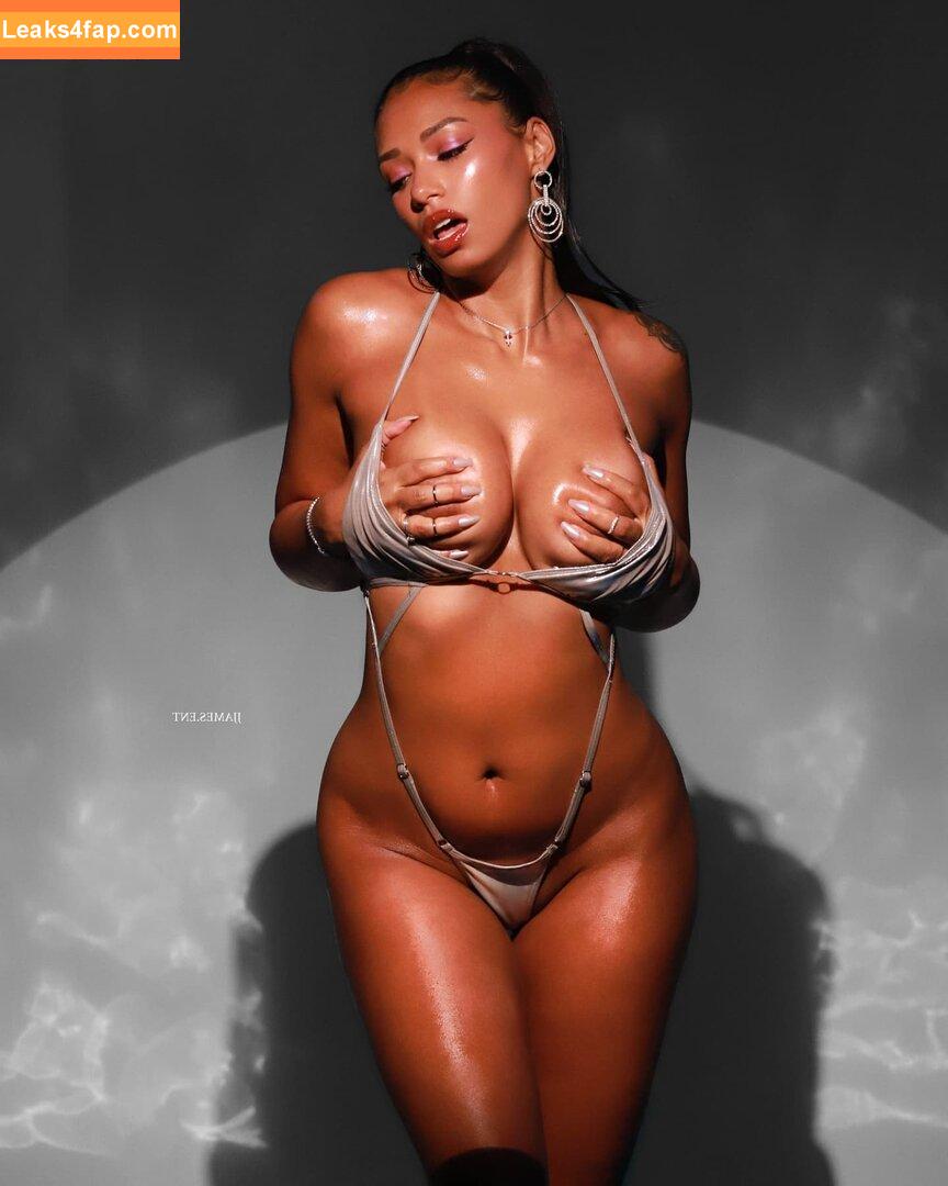 Vivalavictoria / Victoria / vivalavictoria.13 / vivalavictoria1 leaked photo photo #0063