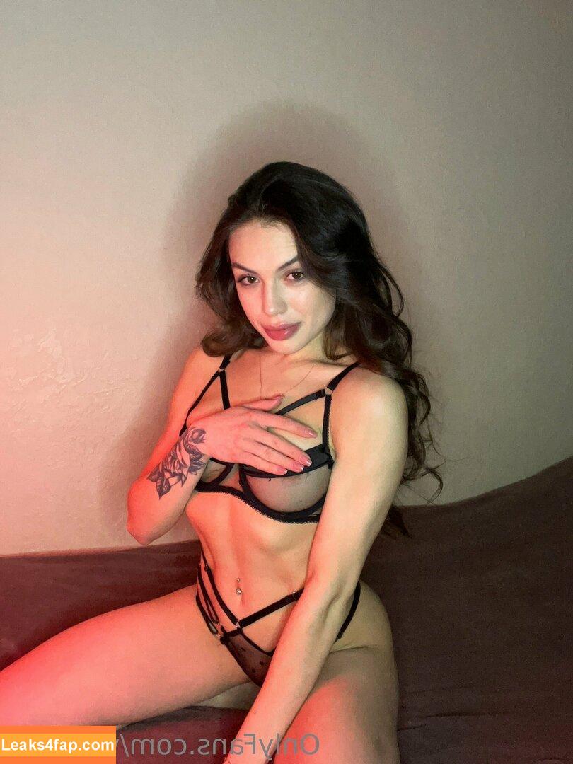 vivi_torn / missvivitran leaked photo photo #0002