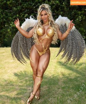 Vivi Winkler photo #0442