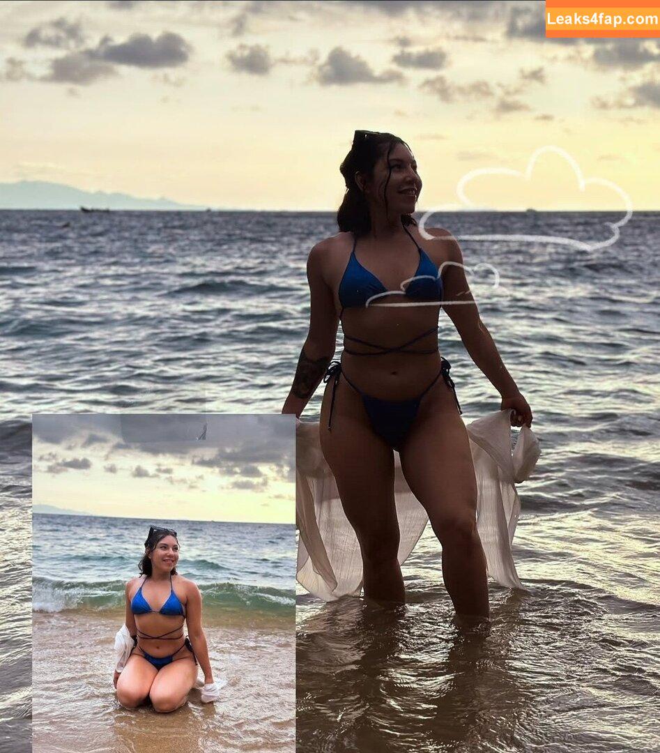 Vivian Saldana / vivi.anne.fitt leaked photo photo #0001