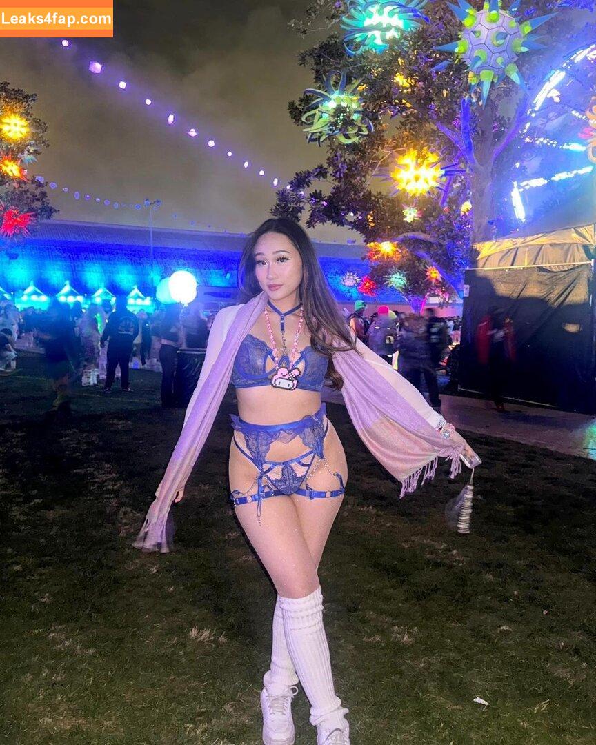 Vivian Vu / vivian.v leaked photo photo #0001