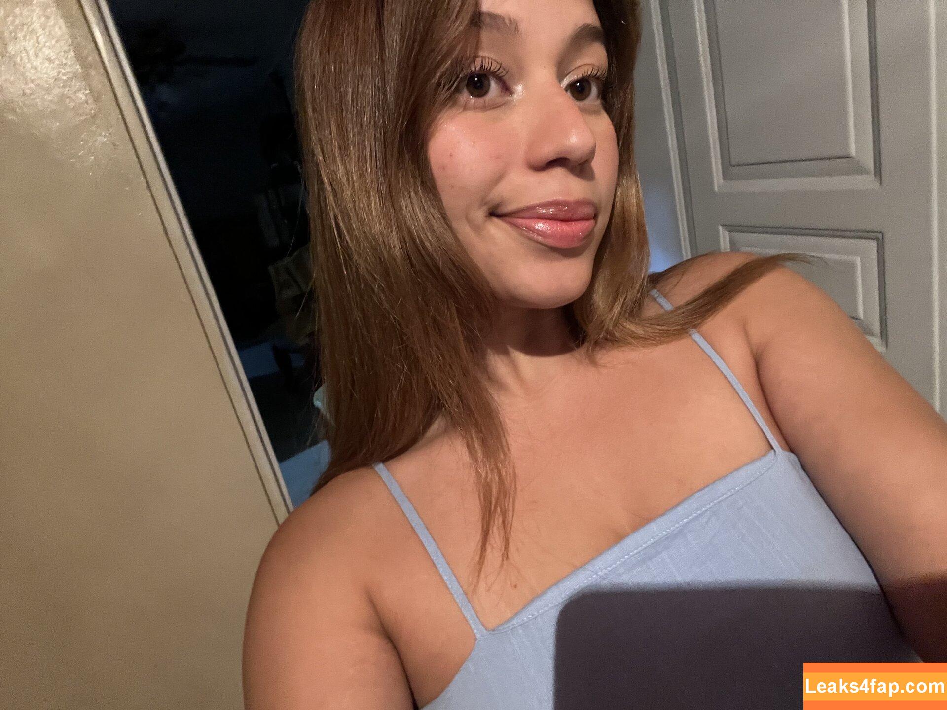 vivianabueno13 / diquevivi / viviana bueno trinidad / vivianabueno12 leaked photo photo #0021