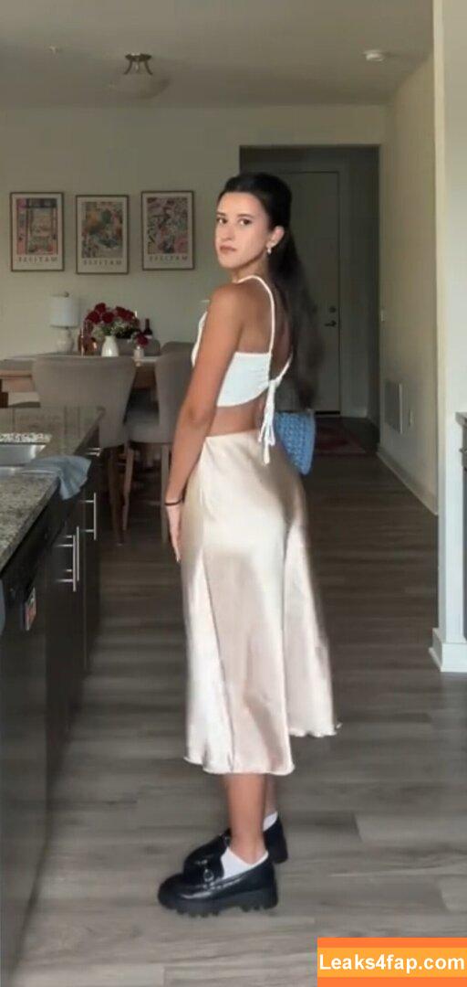 Vivreacts / vegasvittoria / viviannn_v leaked photo photo #0037