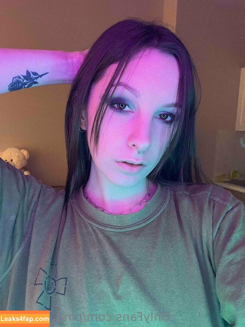 vixen_annaa / Anna Vixen / valiantf0x leaked photo photo #0088