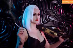 Vixena Siren photo #0029