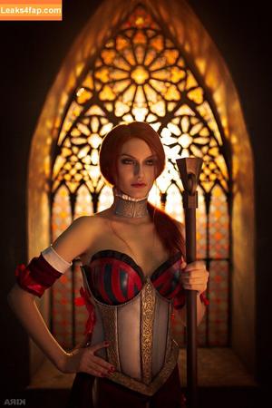 Vixena Siren photo #0050