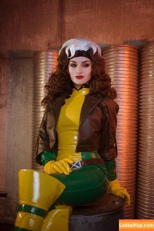 Vixena Siren photo #0127