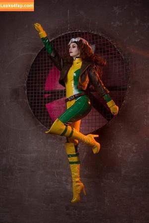 Vixena Siren photo #0130