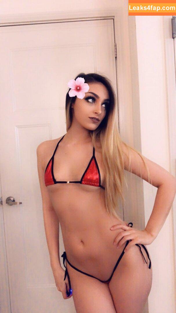 Vixence / Vixencecos / xoxovixence leaked photo photo #0790