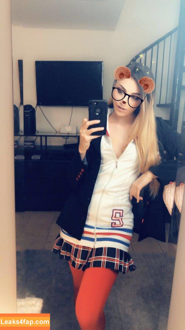 Vixence / Vixencecos / xoxovixence leaked photo photo #0838