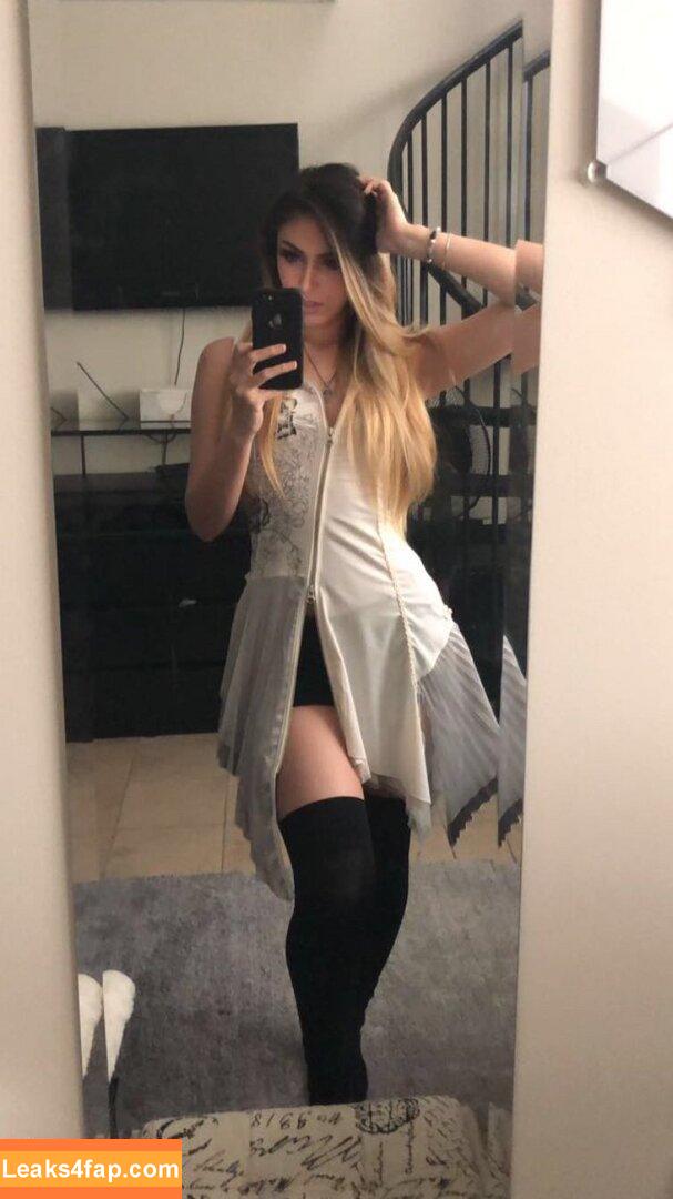 Vixence / Vixencecos / xoxovixence leaked photo photo #0846