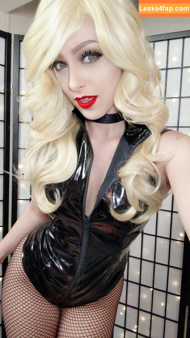 Vixence / Vixencecos / xoxovixence leaked photo photo #1096