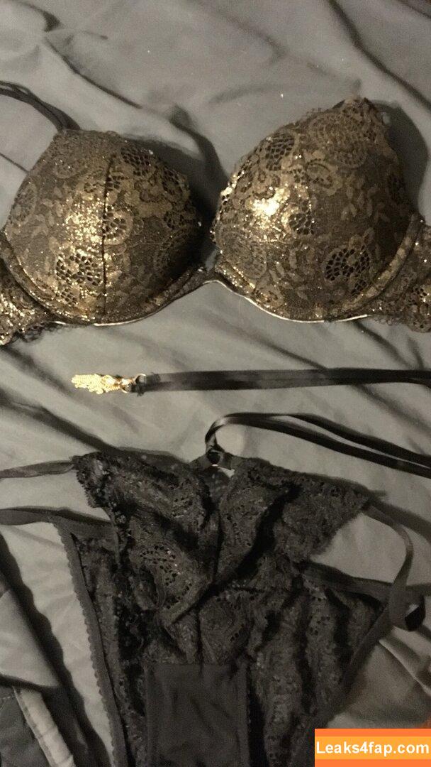 Vixence / Vixencecos / xoxovixence leaked photo photo #1307