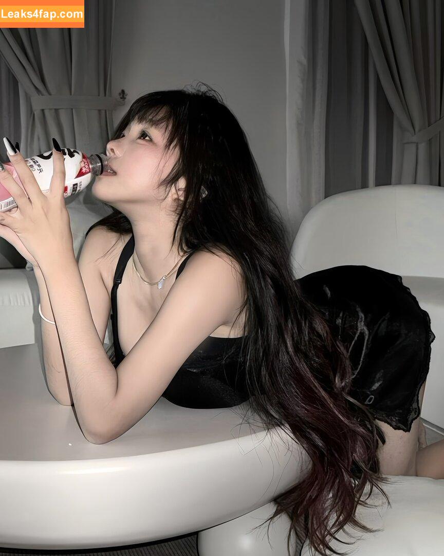 vkxx.toh_ /  leaked photo photo #0010