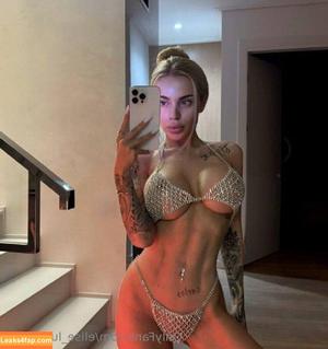 Vlada Capeloon photo #0085