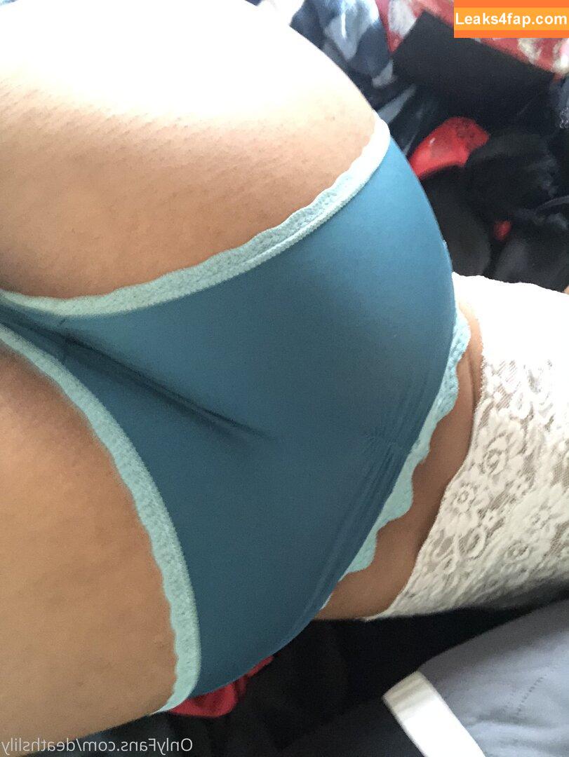 voidedlilyy /  leaked photo photo #0001