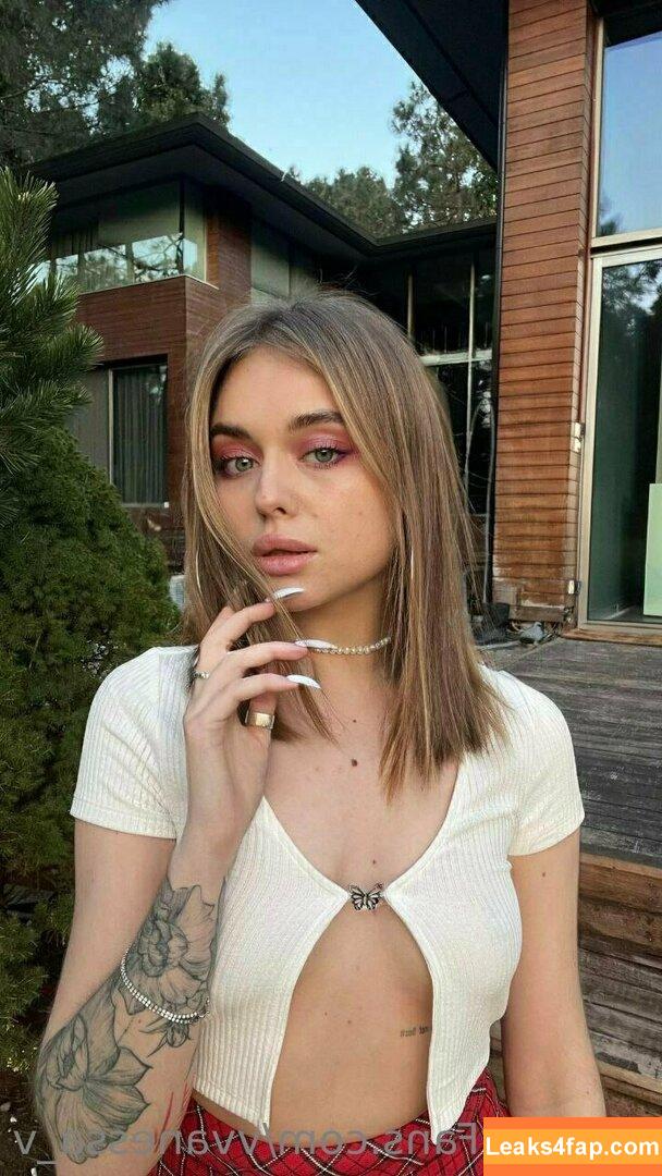 vvanessa_v / vvanessa.v leaked photo photo #0001