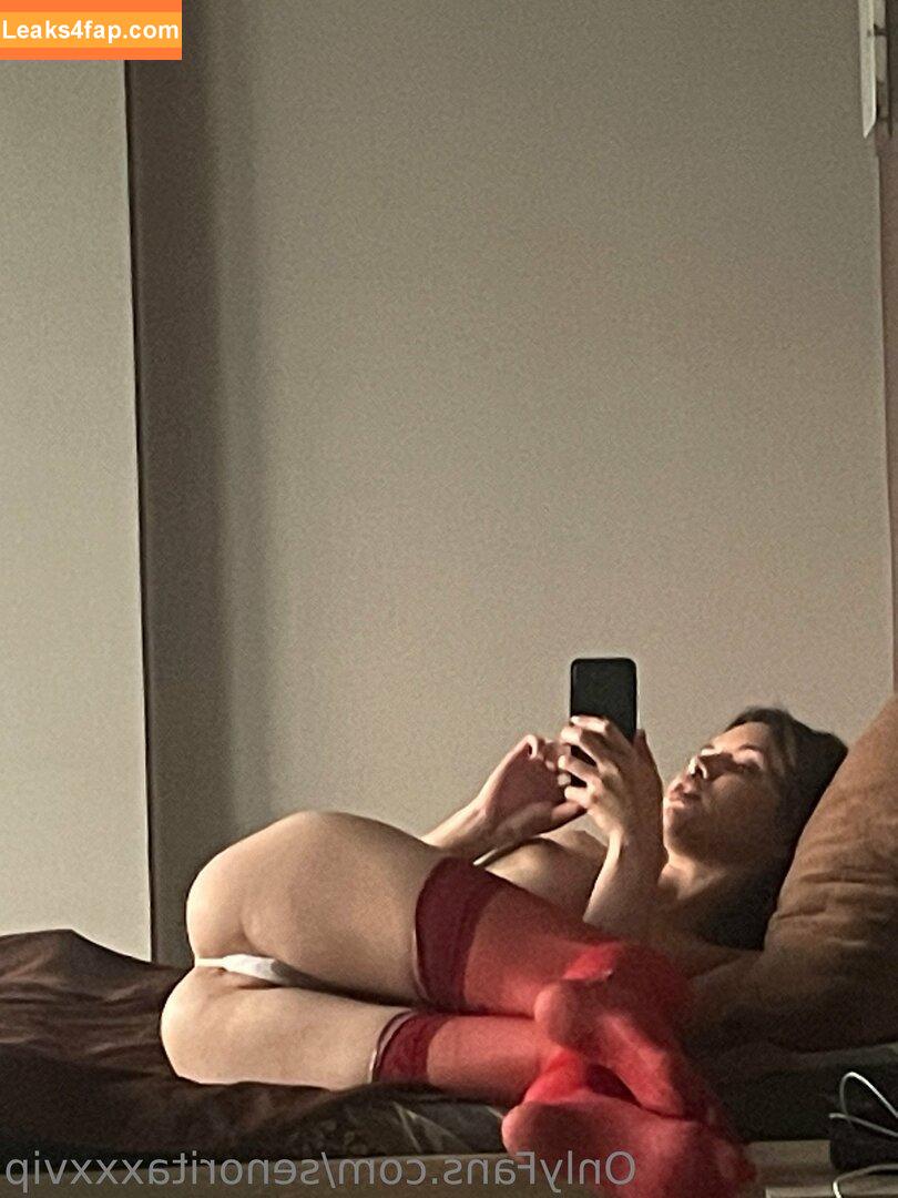 vvelliciia / heyheyzzy / juliaycht leaked photo photo #0024