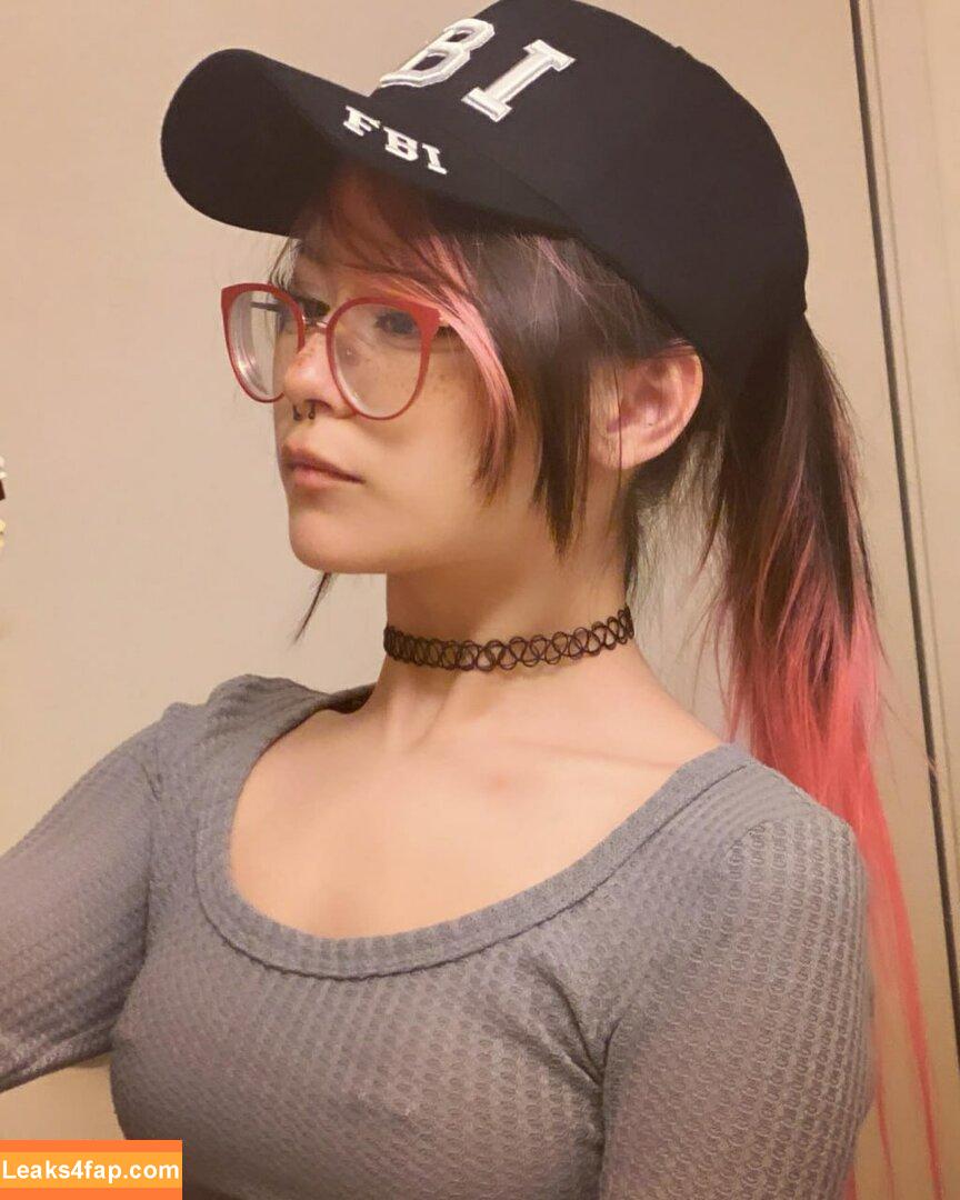 Vvriska / r9kscroller / vericha91 / wasianvriska leaked photo photo #0002
