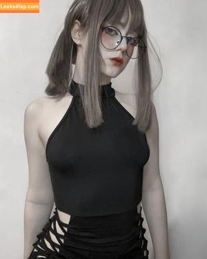 Vwemor photo #0026
