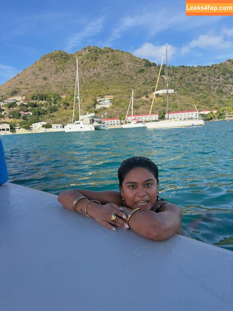 wahyne / beachhappy / wahyne_ leaked photo photo #0127