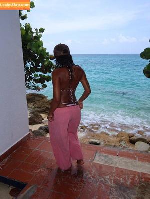wahyne photo #0180