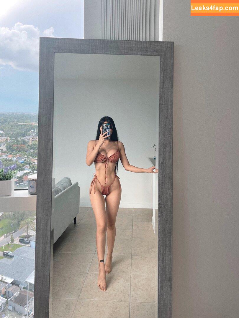 waifubratzfree /  leaked photo photo #0022