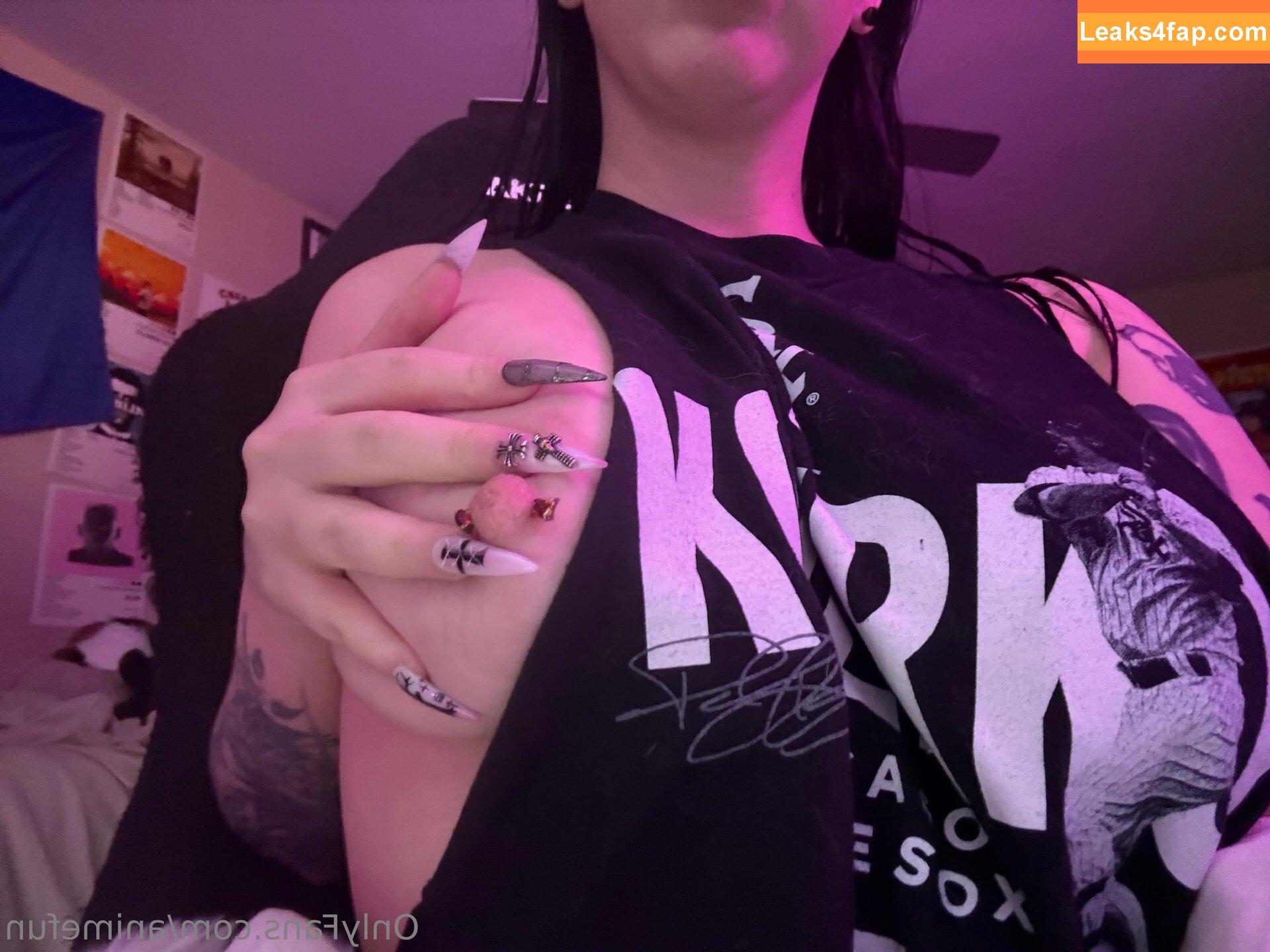 waifukrissylol / waifukrissyxoxo leaked photo photo #0004