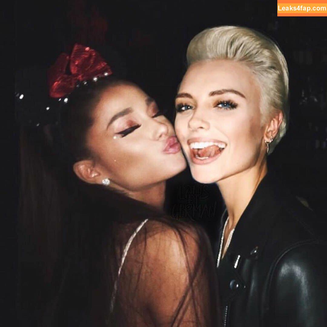 Wallis Day / wallisday leaked photo photo #0127