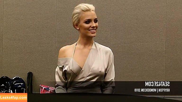 Wallis Day / wallisday leaked photo photo #0197