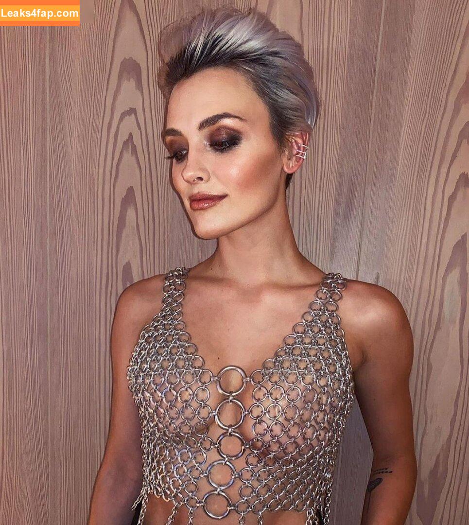 Wallis Day / wallisday leaked photo photo #0444