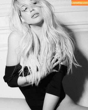 Wanda Nara photo #0015